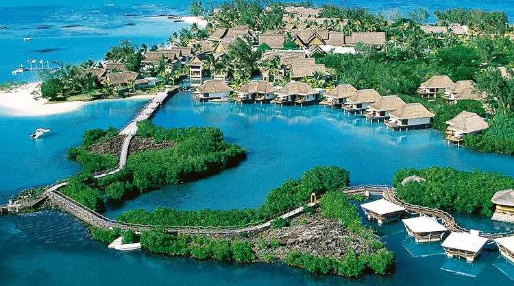 Crystal clear blue waters of Mauritius island thumbnail